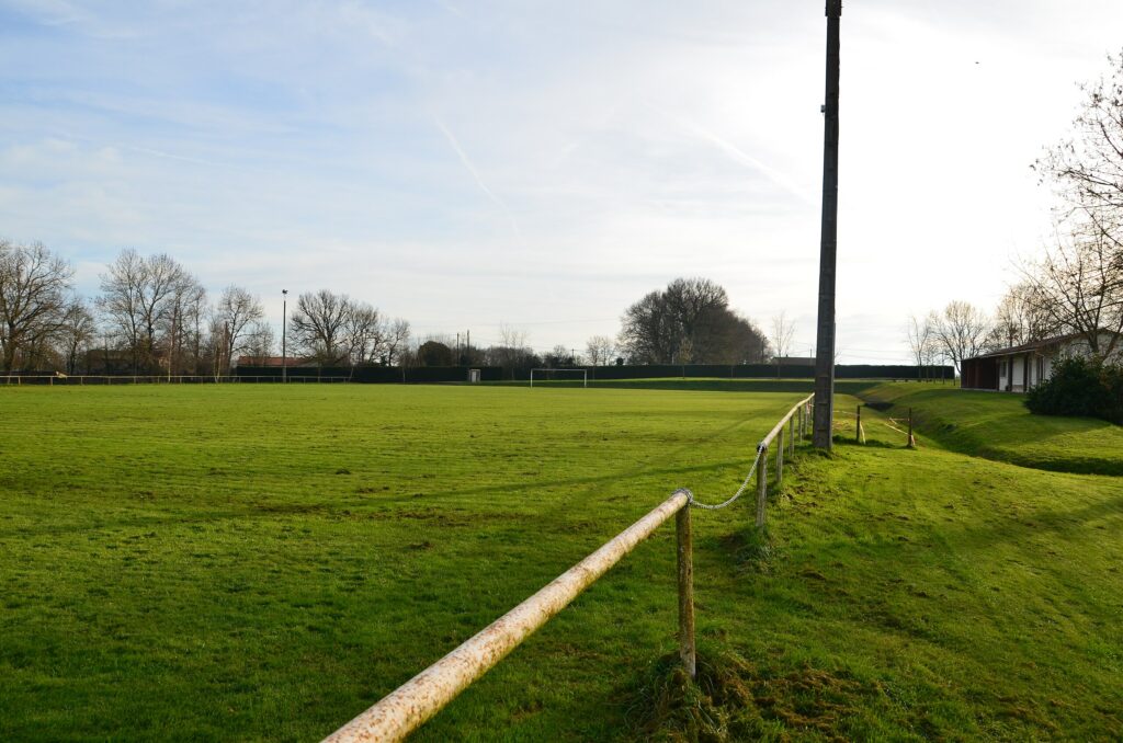 Terrain de foot et multisports